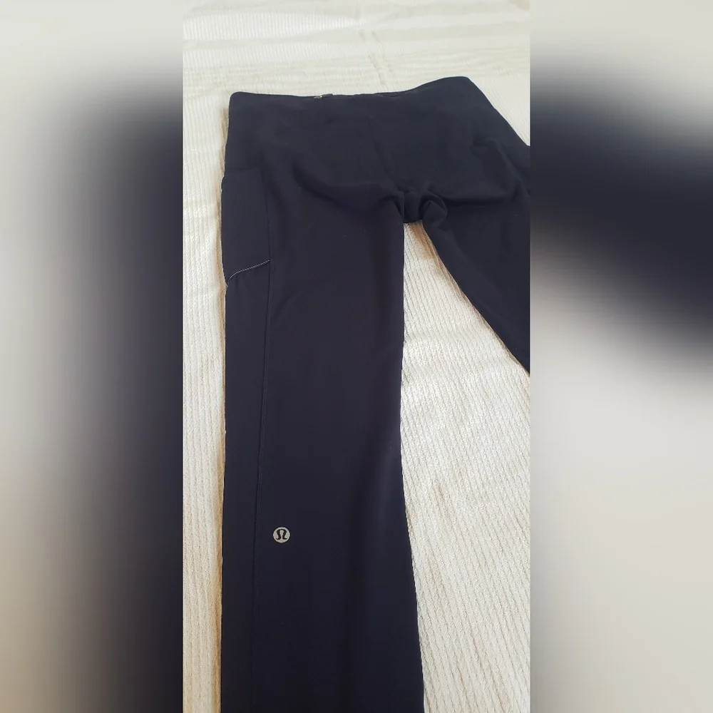 💙Lululemon "Toasty Tech" First Release Fleece - Picture 6 of 10